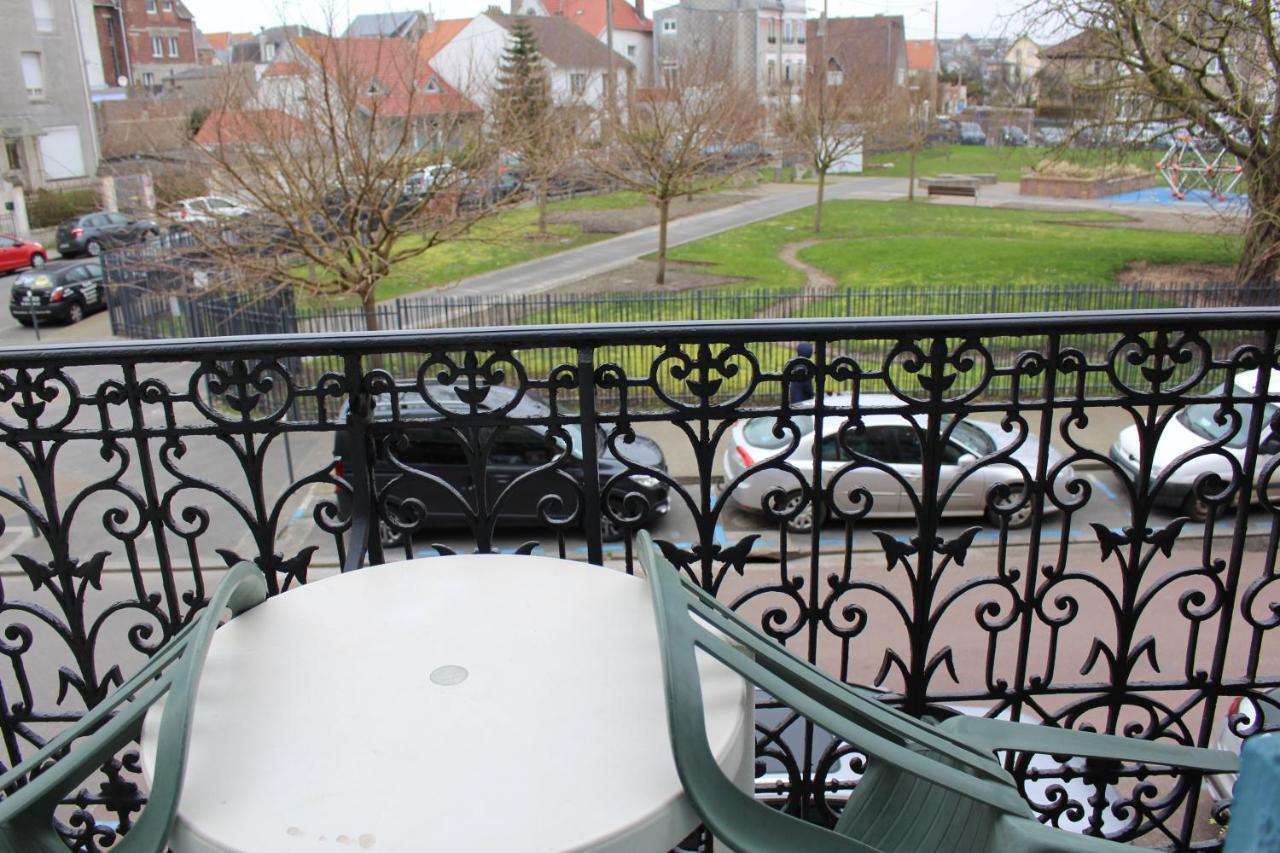Отель Le Voltaire Berck Экстерьер фото